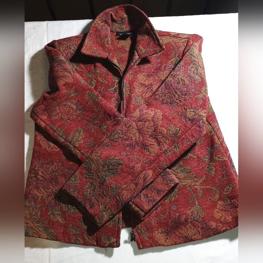 Women's Portrait Tapestry Floral Red Jacket Size Small Long Sleeve Zipper Front